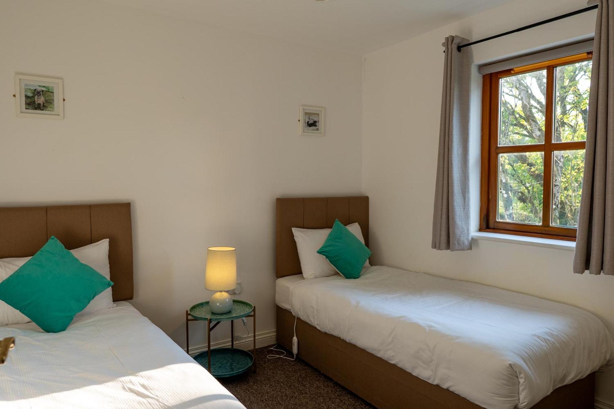 Burren Court Lodge Ballyvaughan Buitenkant foto